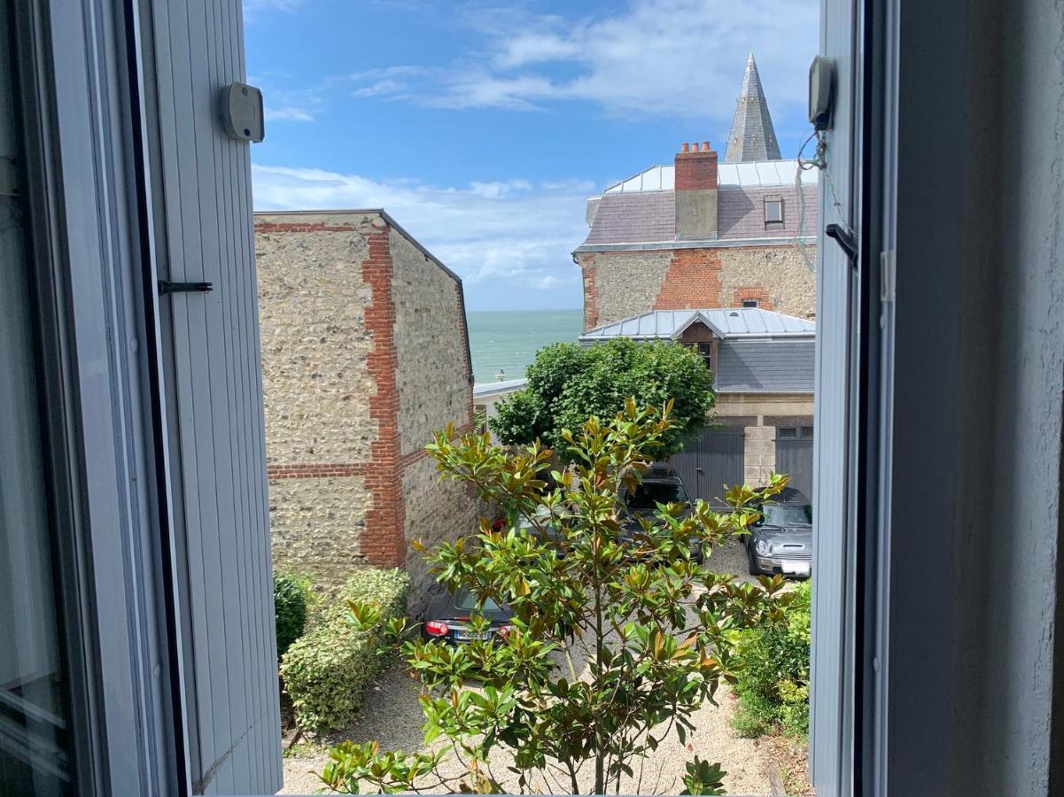 Studio Vue Mer A 2 Min De La Plage Villerville Luaran gambar