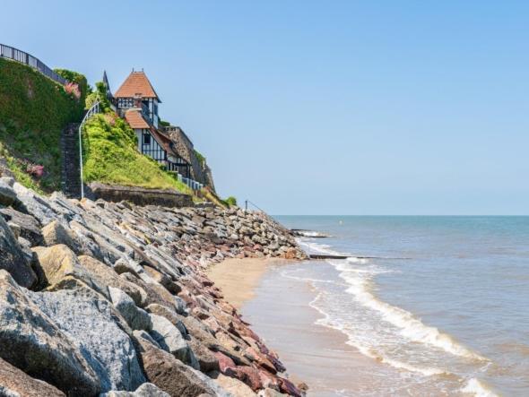 Studio Vue Mer A 2 Min De La Plage Villerville Luaran gambar